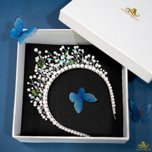Load image into Gallery viewer, Bridal Tiara Handmade Crystal Crown - LeaAntiquity
